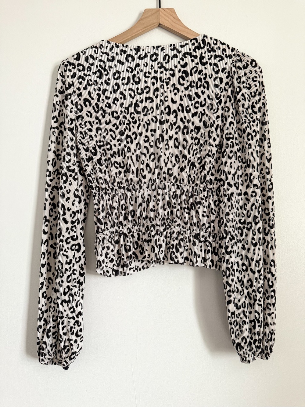 Zara Leopard Print Smocked Peplum Blouse Size Medium - Picture 5 of 5